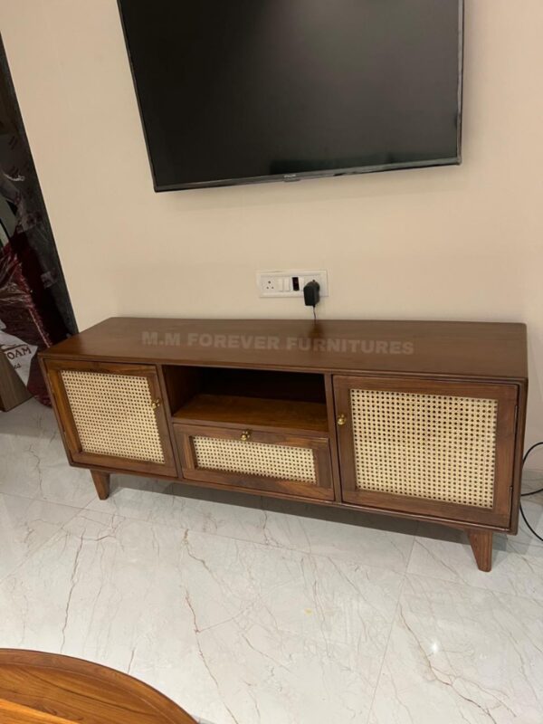 WOODEN T.V UNITE MADE IN TEAK WOOD