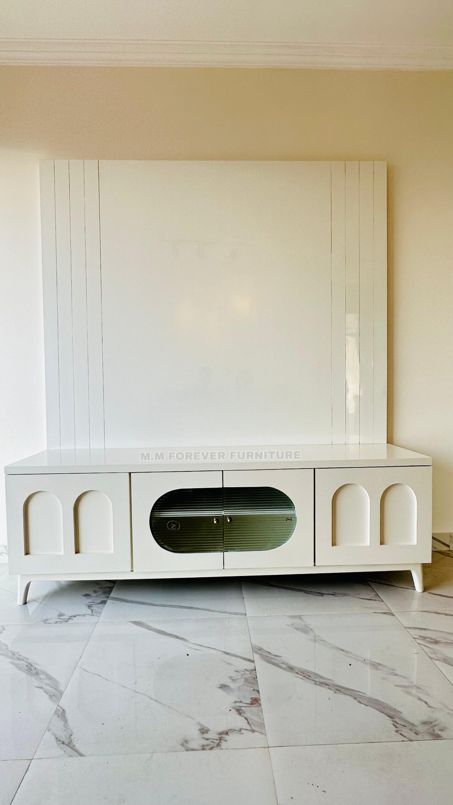 WOODEN T.V UNITE MADE IN TEAK WOOD