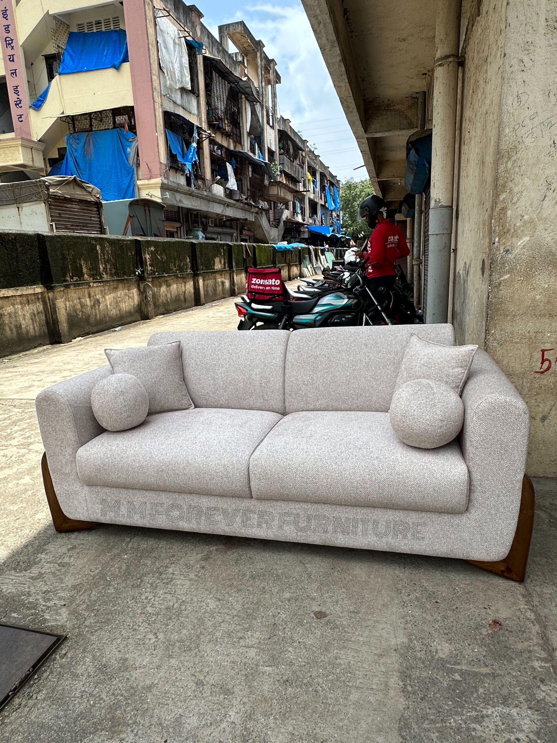 3 SEATER HOUZE SOFA MADE IN TEAK WOOD - Image 3